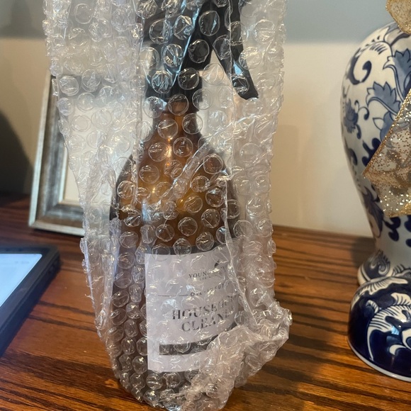 NWT Young Living Thieves household cleaner spray bottle. 500ml, 17 fl oz - Picture 2 of 3